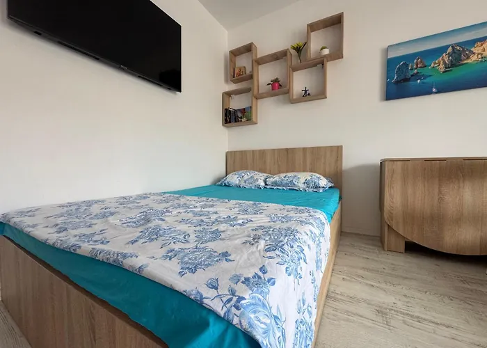 Apartment Sunrise Saturn